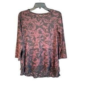 Simply Vera Wang dress top. Rose pattern. Flowy bottom. Size small.